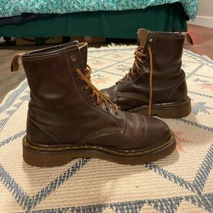 Vintage Brown Dr. Martens Boots